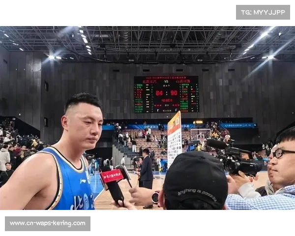 周琦京晋战受伤离场，翟晓川燃尽一战成北京队缩影